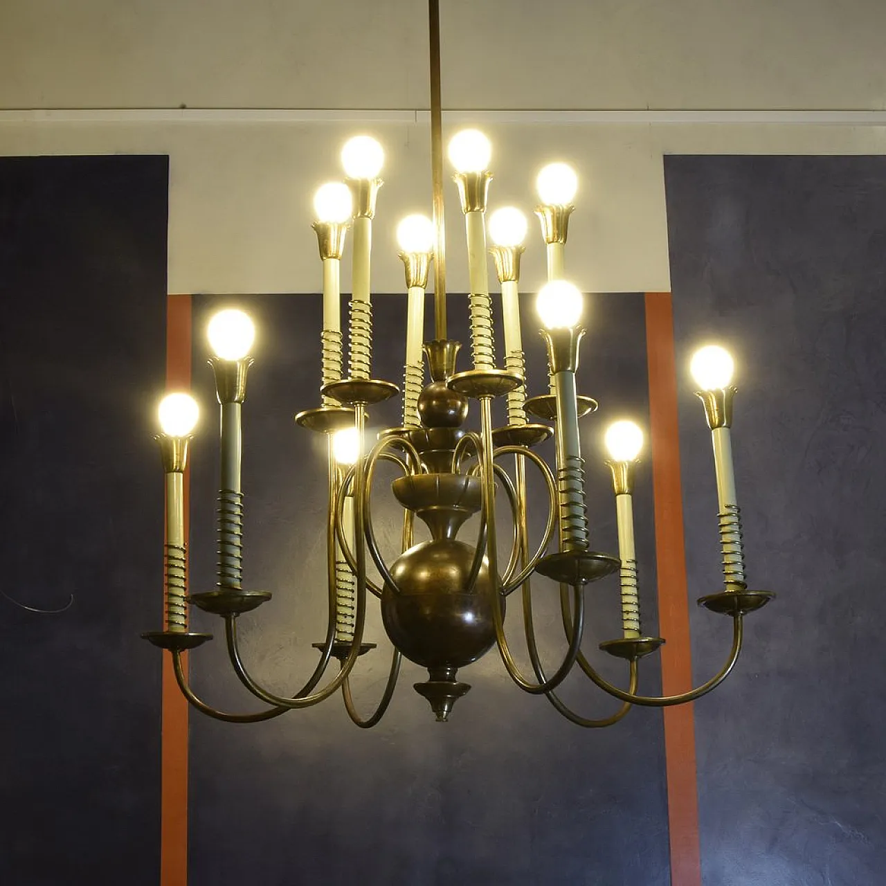 Lampadario a 12 luci in ottone, anni '50 4