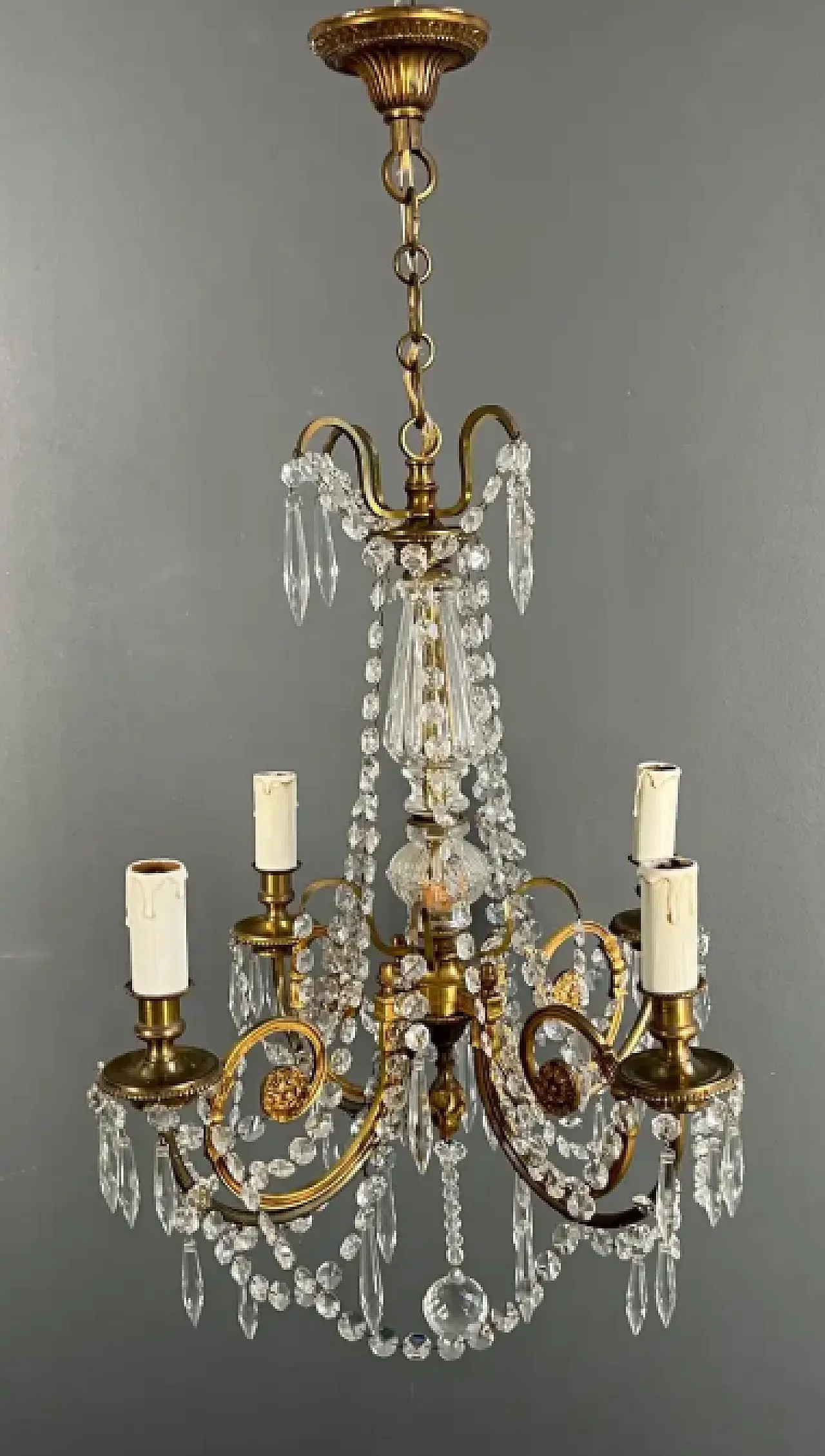 Louis XVI crystal and bronze chandelier, early 20th century 3