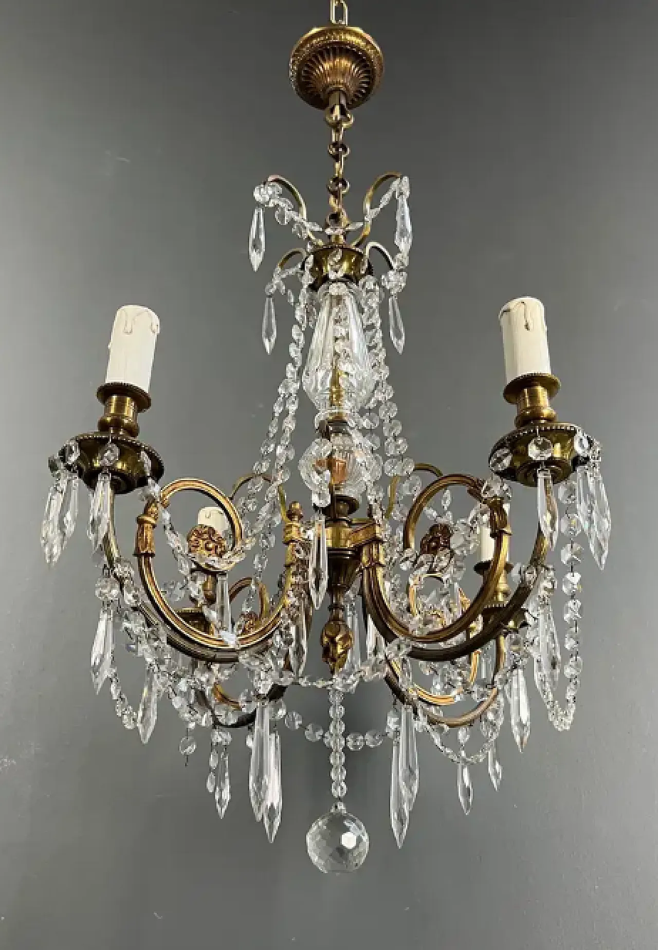 Louis XVI crystal and bronze chandelier, early 20th century 4