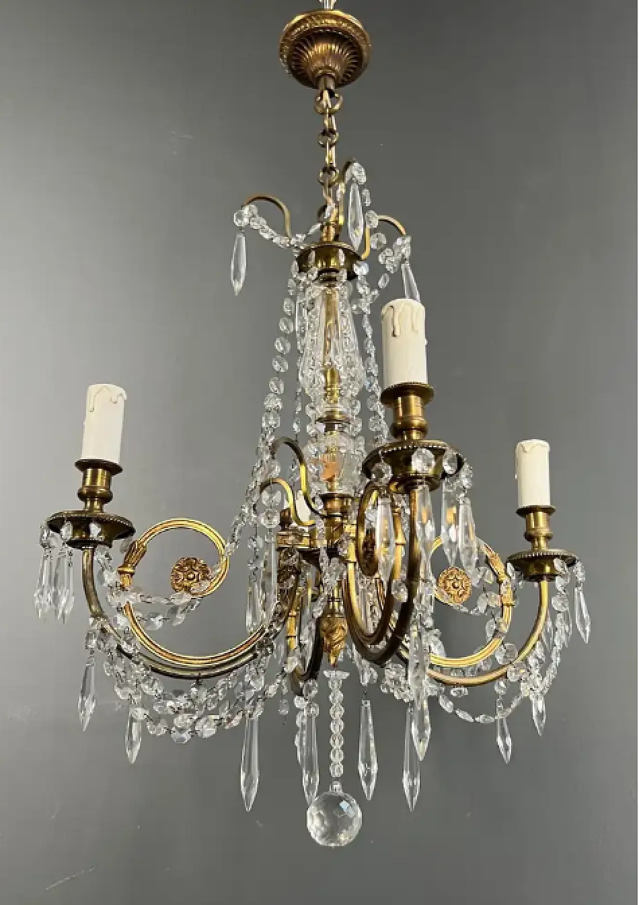 Louis XVI crystal and bronze chandelier, early 20th century 10