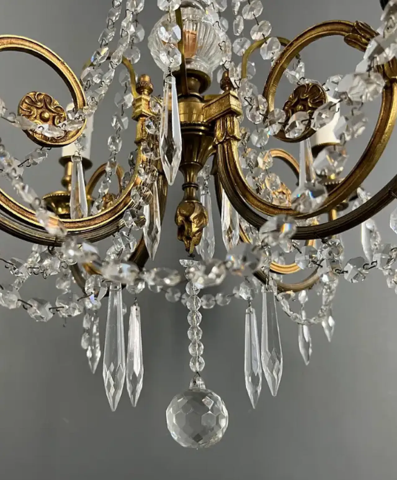 Louis XVI crystal and bronze chandelier, early 20th century 15