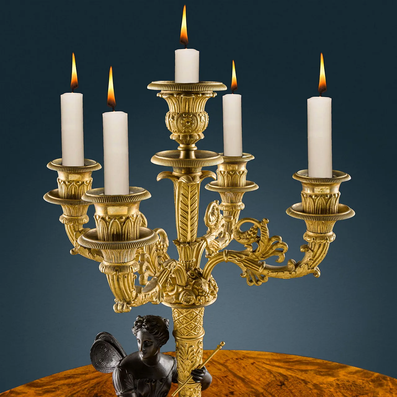 Pair of candelabra in gilded bronze with leaf motifs, 19th century 10