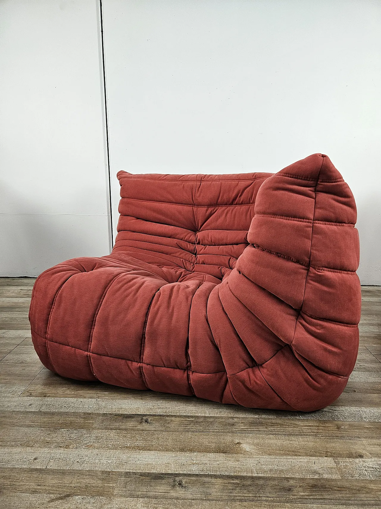 Divano angolare Togo di M. Ducaroy per Ligne Roset rosso, anni '70 9