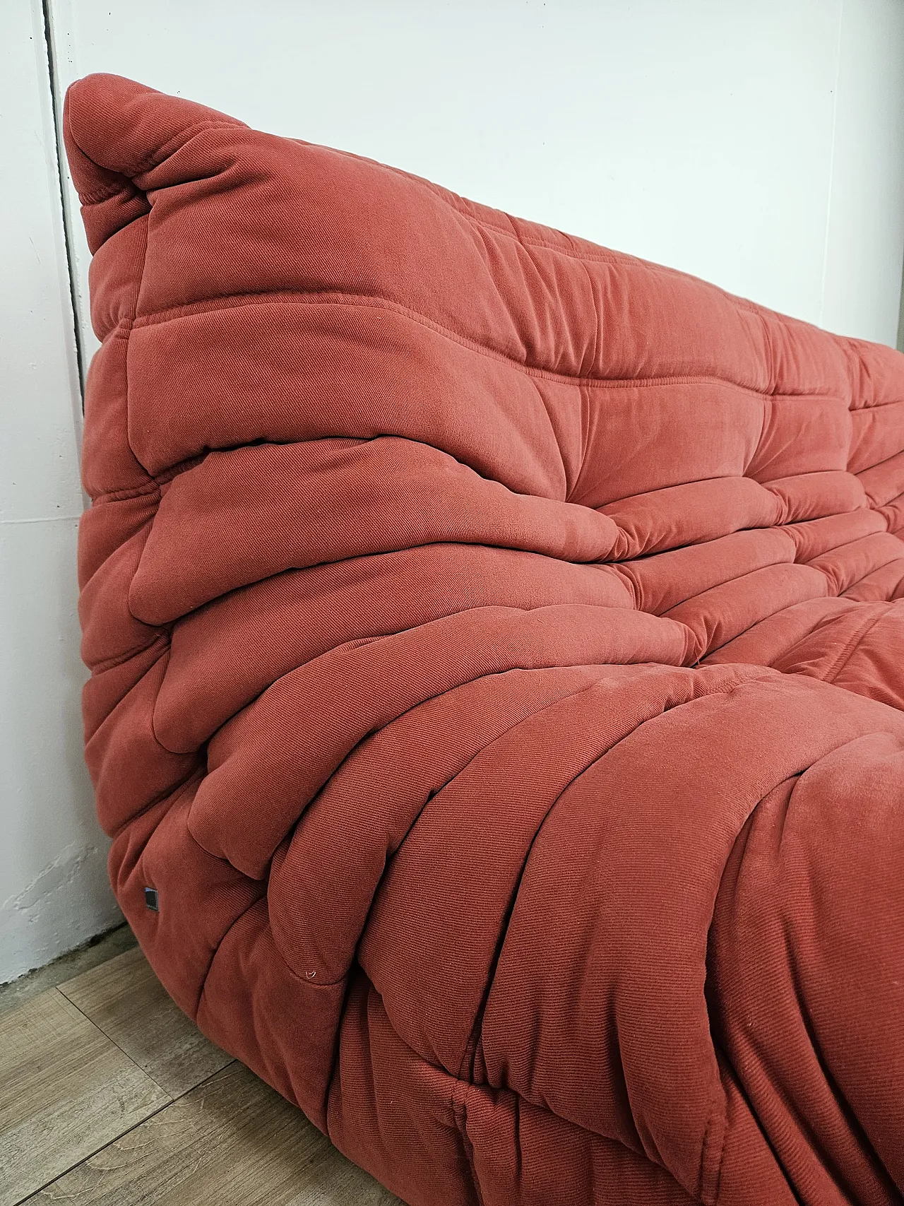 Divano angolare Togo di M. Ducaroy per Ligne Roset rosso, anni '70 13