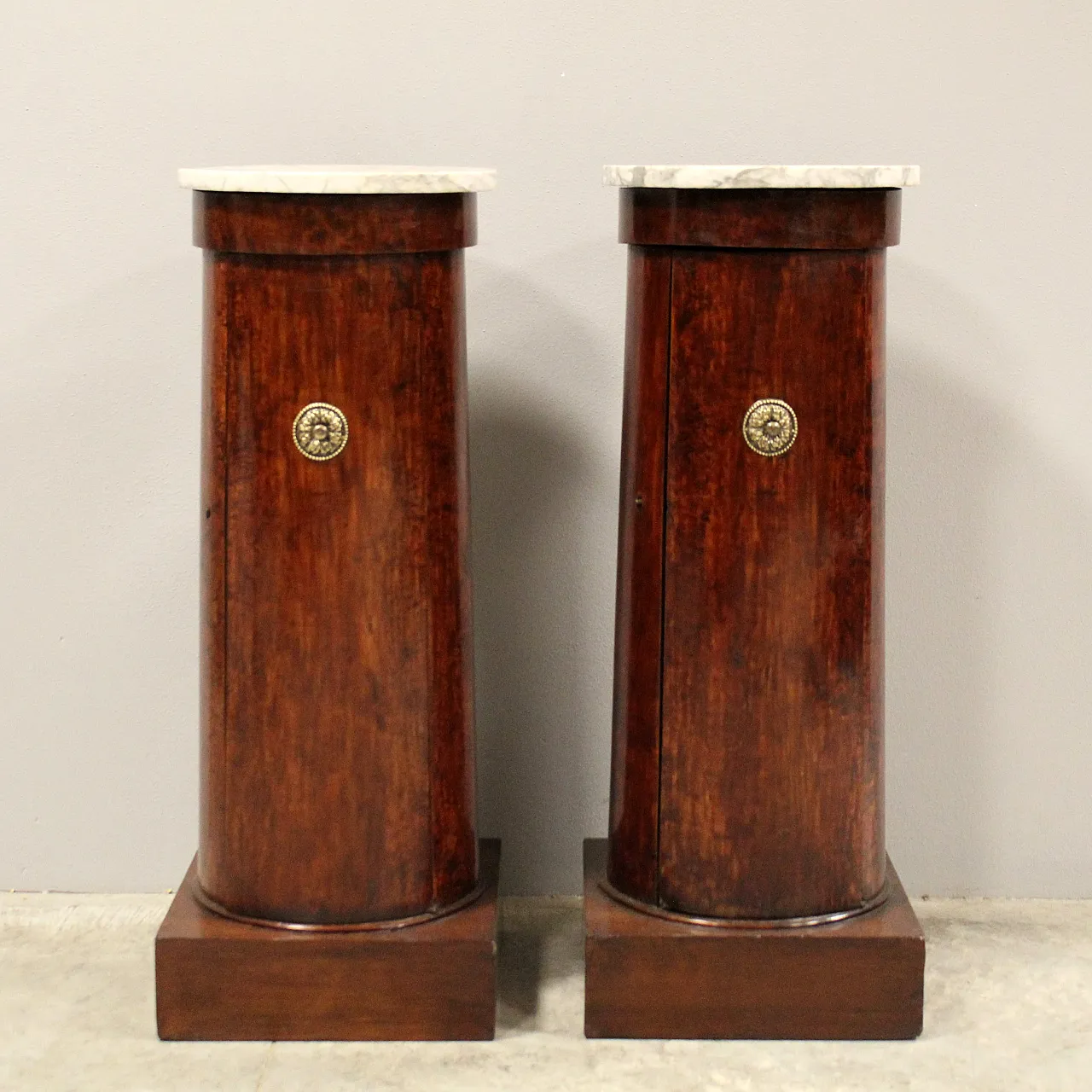 Pair Empire columns with storage in mahogany and marble, 19th century 1