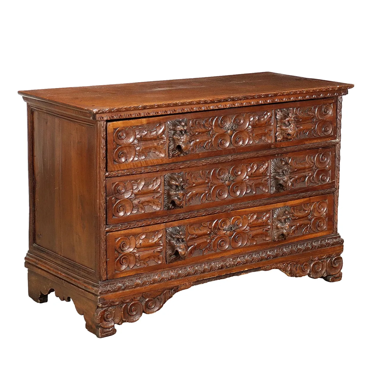 Baroque walnut & fir dresser with phytomorphic motifs, 18th century 1