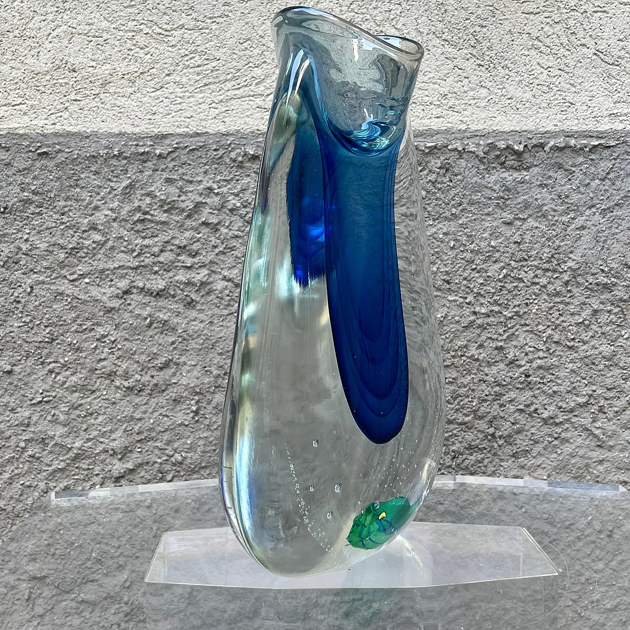 Submerged glass aquarium vase attributed to Flavio Poli, 1960s 4