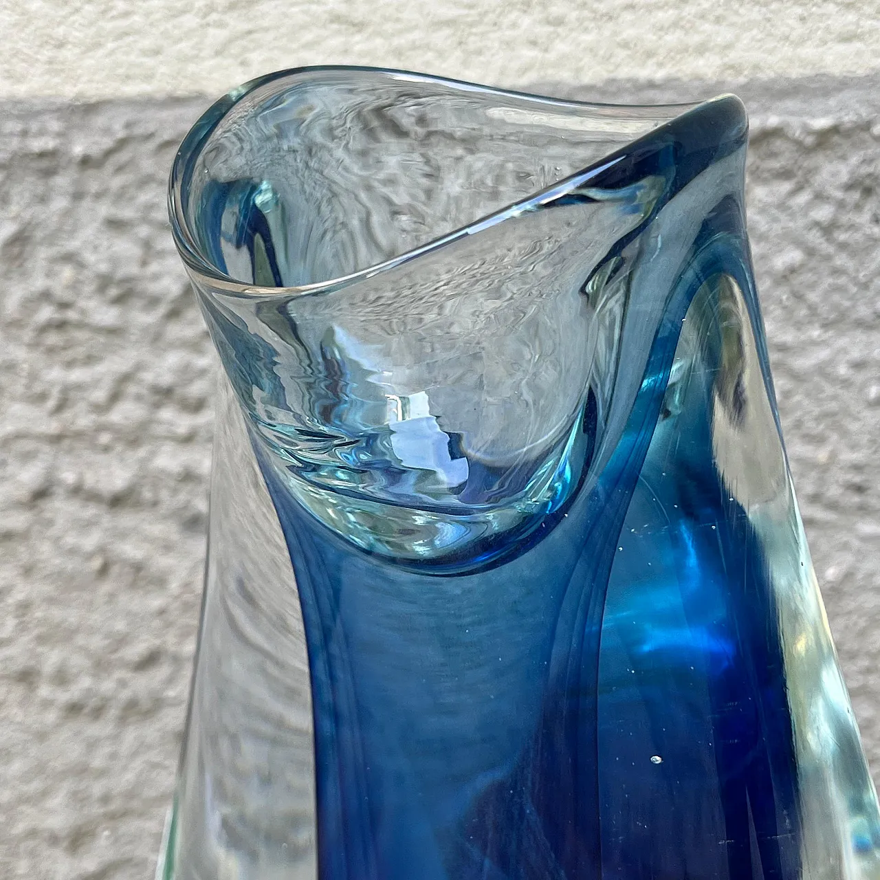 Submerged glass aquarium vase attributed to Flavio Poli, 1960s 11