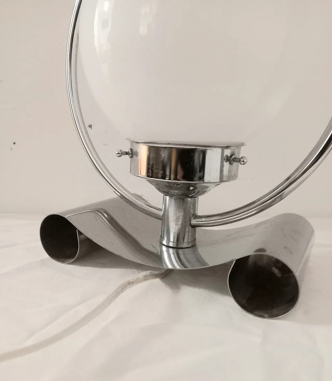 Chrome and glass table lamp, 70s 3