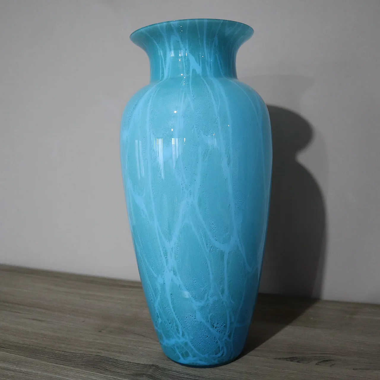 Vaso VeArt Venini in vetro di Murano blu azzurro bianco, anni '70 3