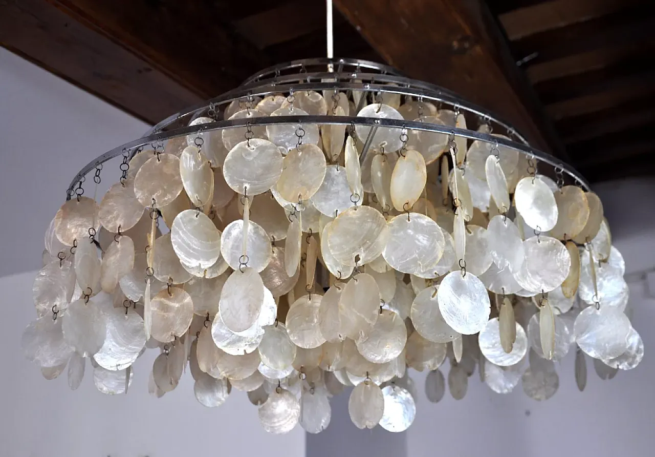 4-tier mother-of-pearl chandelier, 1980s 5