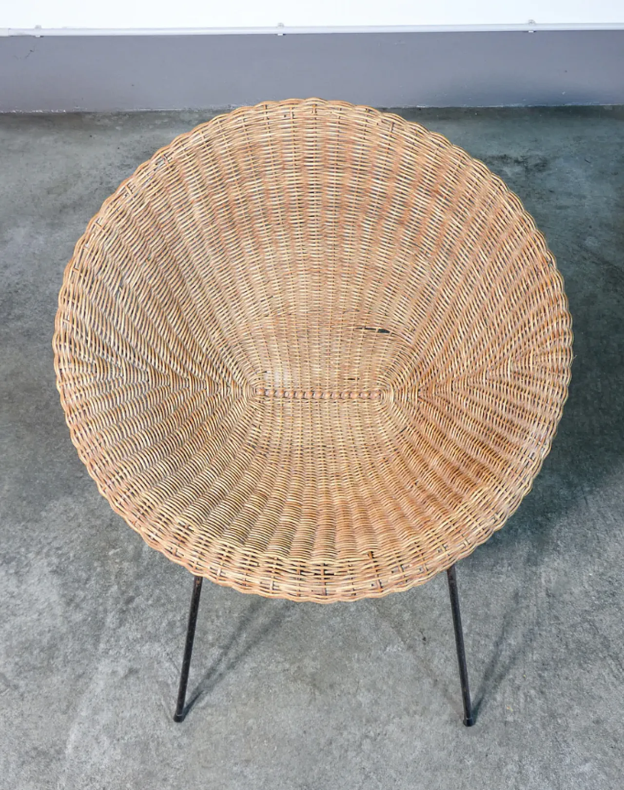 Wicker chair and coffee table, 1960s 4