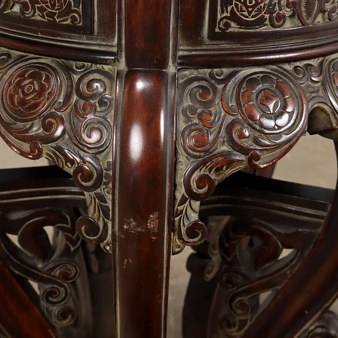 Carved wooden coffee table by Rino Galimberti, 20th century 6