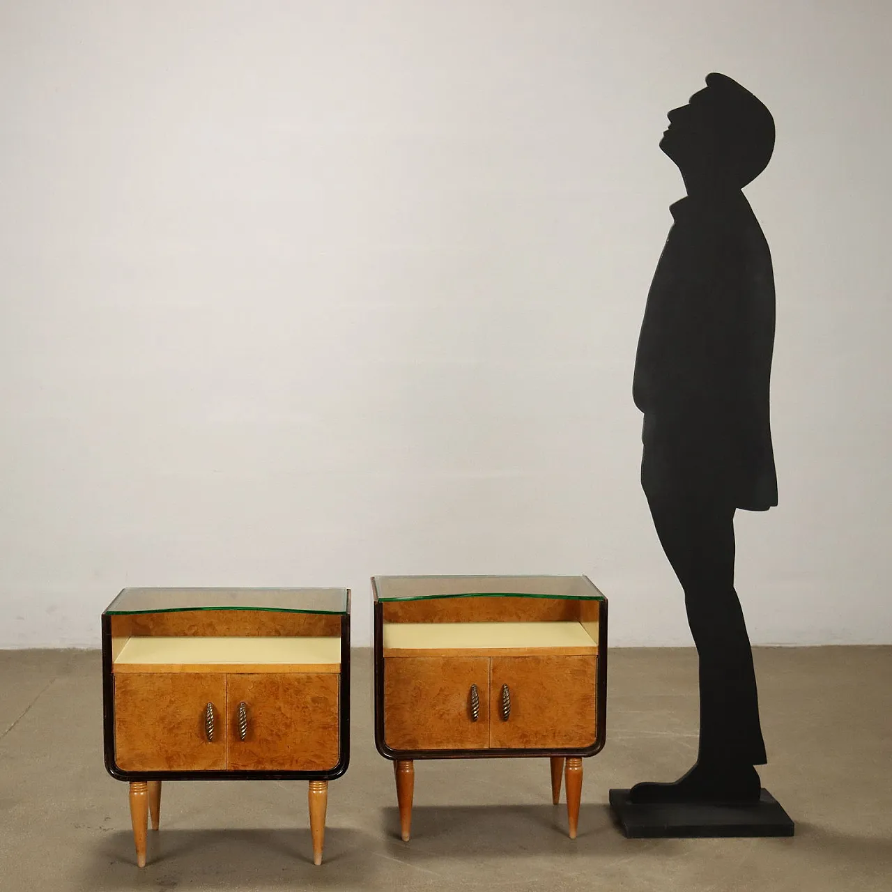 Pair of Art Deco nightstands in briarwood, brass and glass, 1940s 2