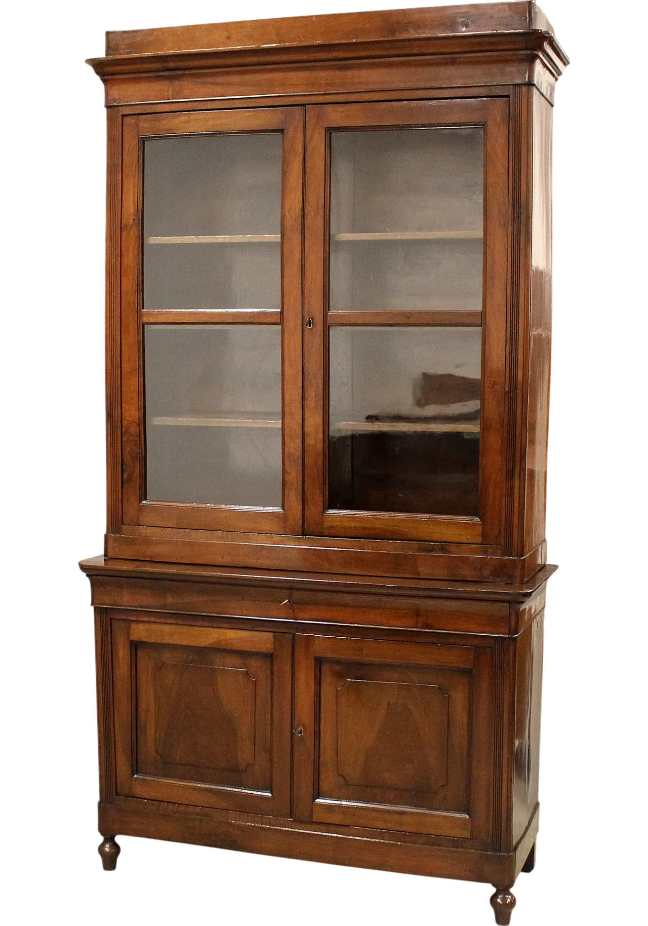 Louis Philippe display cabinet in Italian walnut, 19th century 14