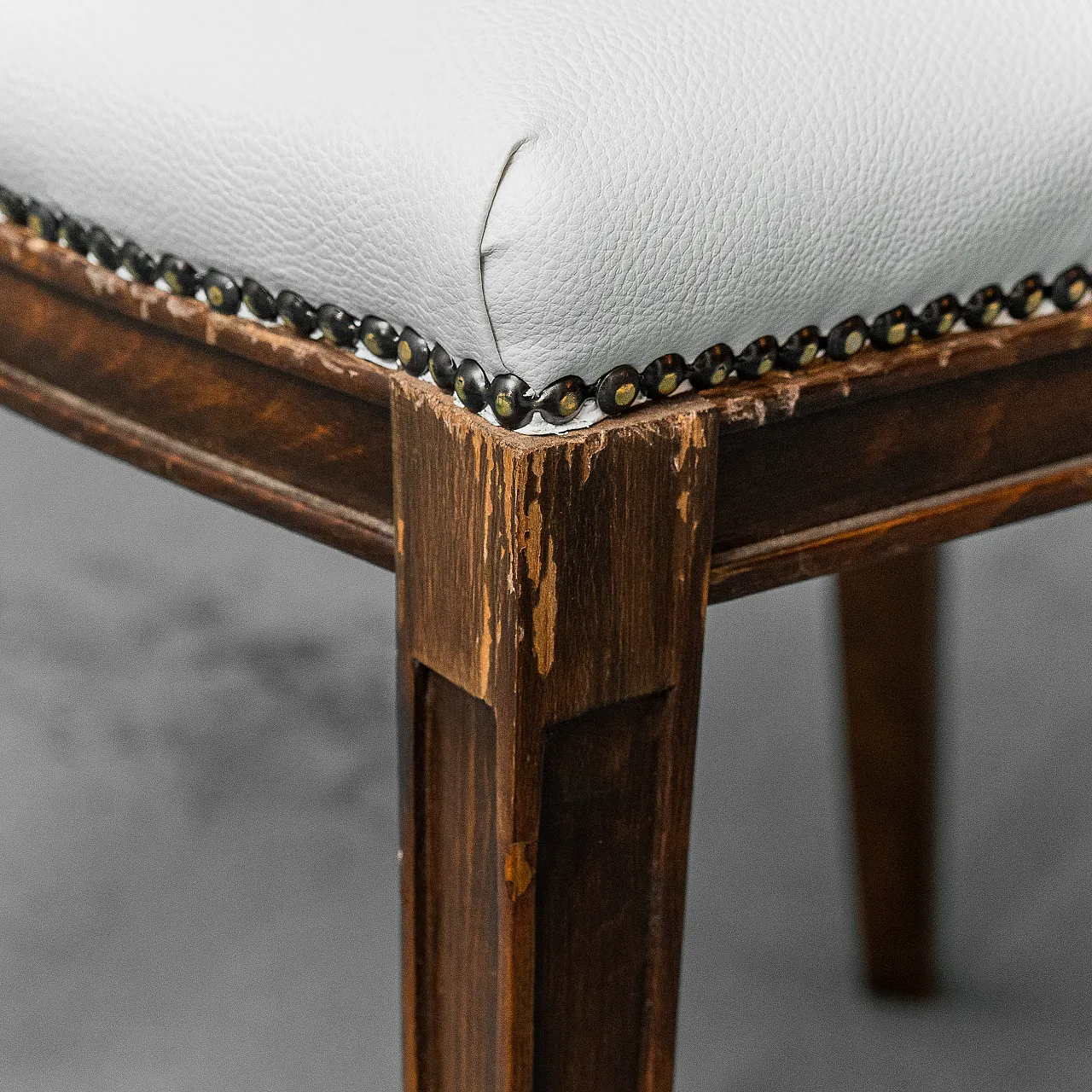 4 chairs in eco-leather, wood and Vienna straw, 1950s 11