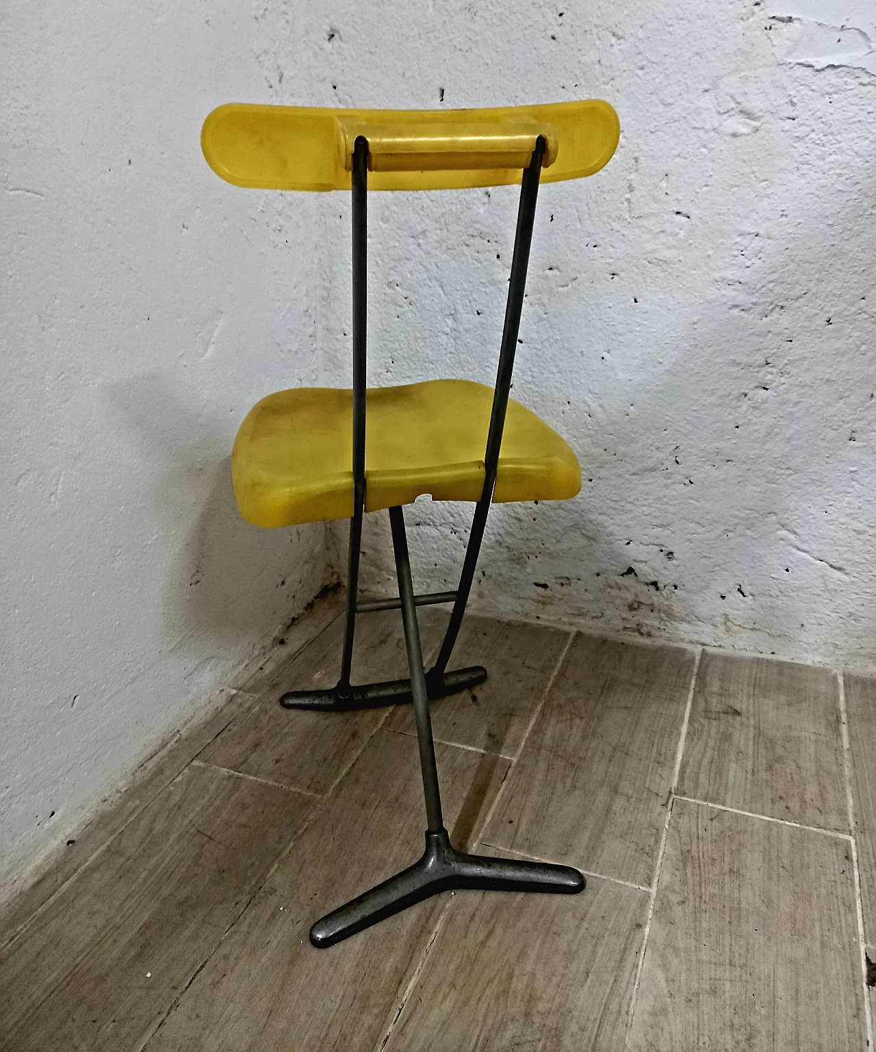 Rondine folding chair produced by Magis in the 90s 5