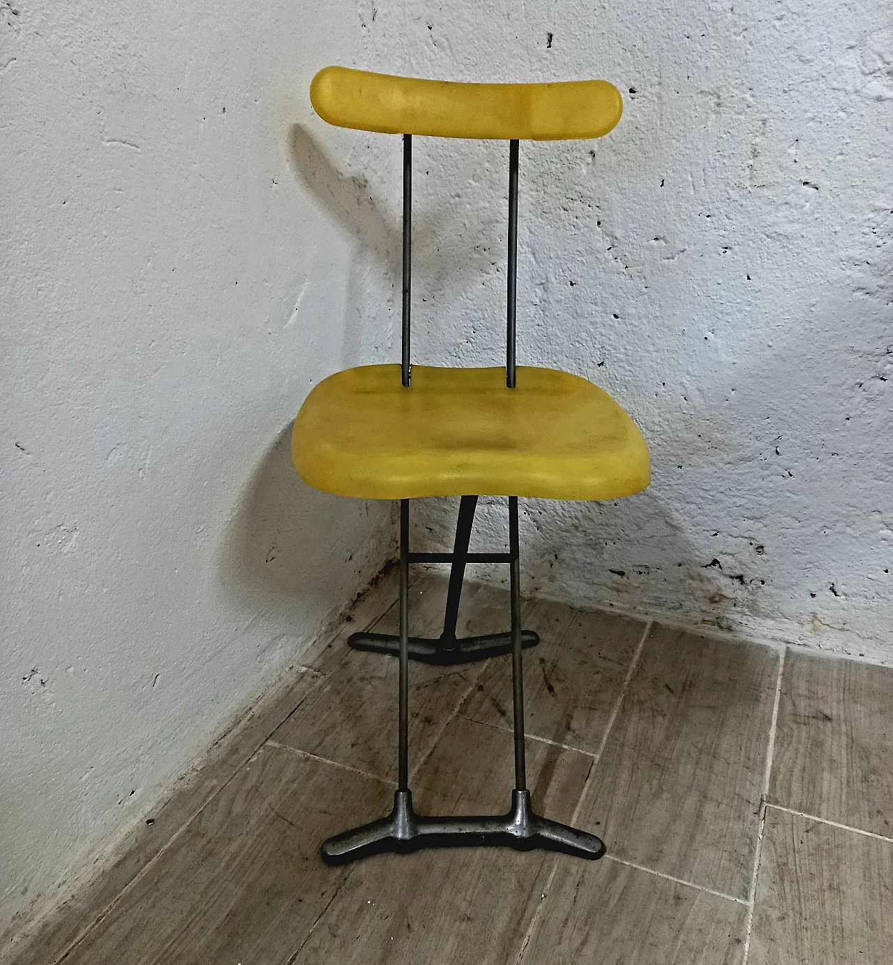 Rondine folding chair produced by Magis in the 90s 7