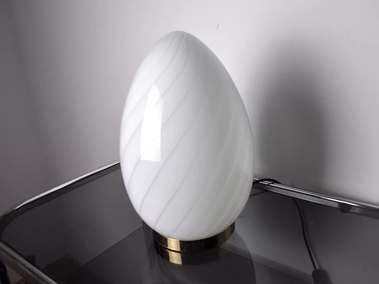 Blown glass egg lamp, 1970s 3