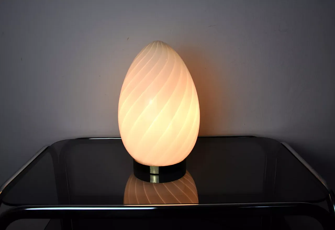 Blown glass egg lamp, 1970s 7