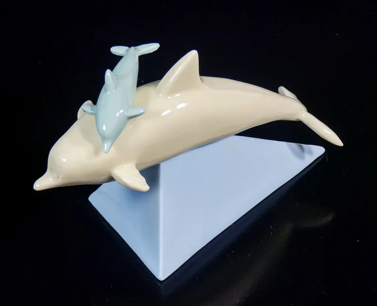 Ceramic sculpture Dolphin with puppy, late 20th century 6