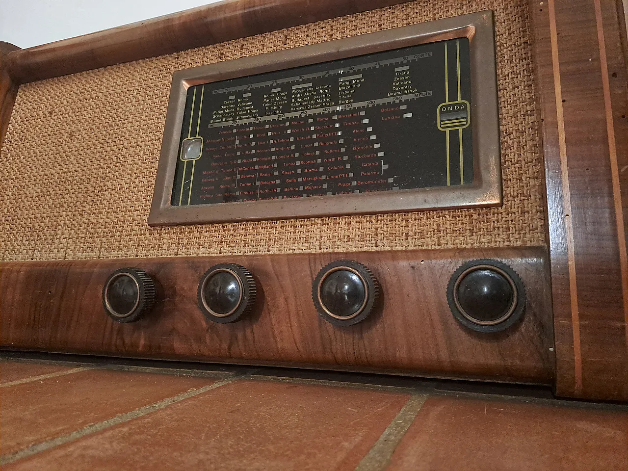 Radio d'epoca Philips anni '40 3