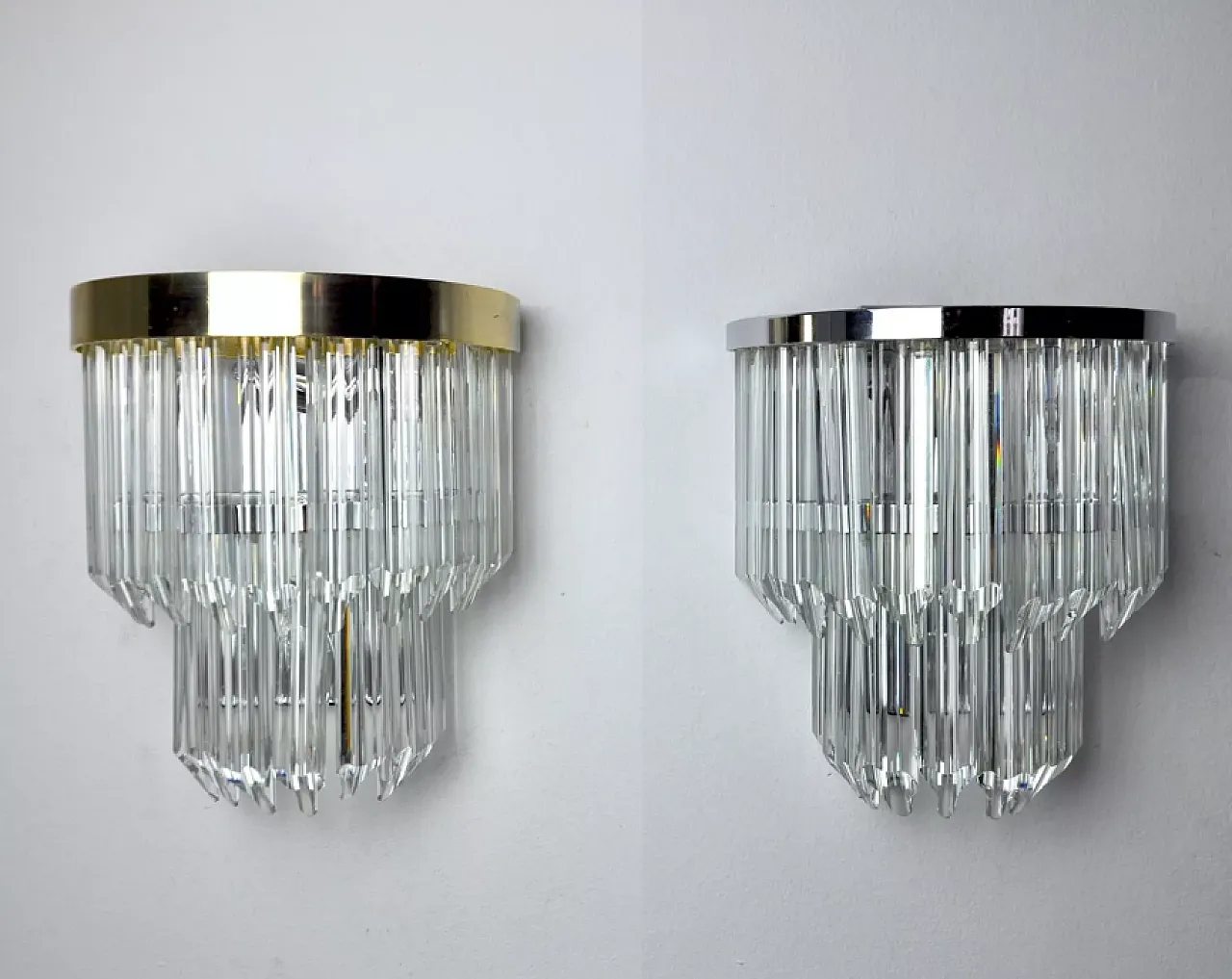 Pair of glass and metal wall sconces by Venini, 1970s 5