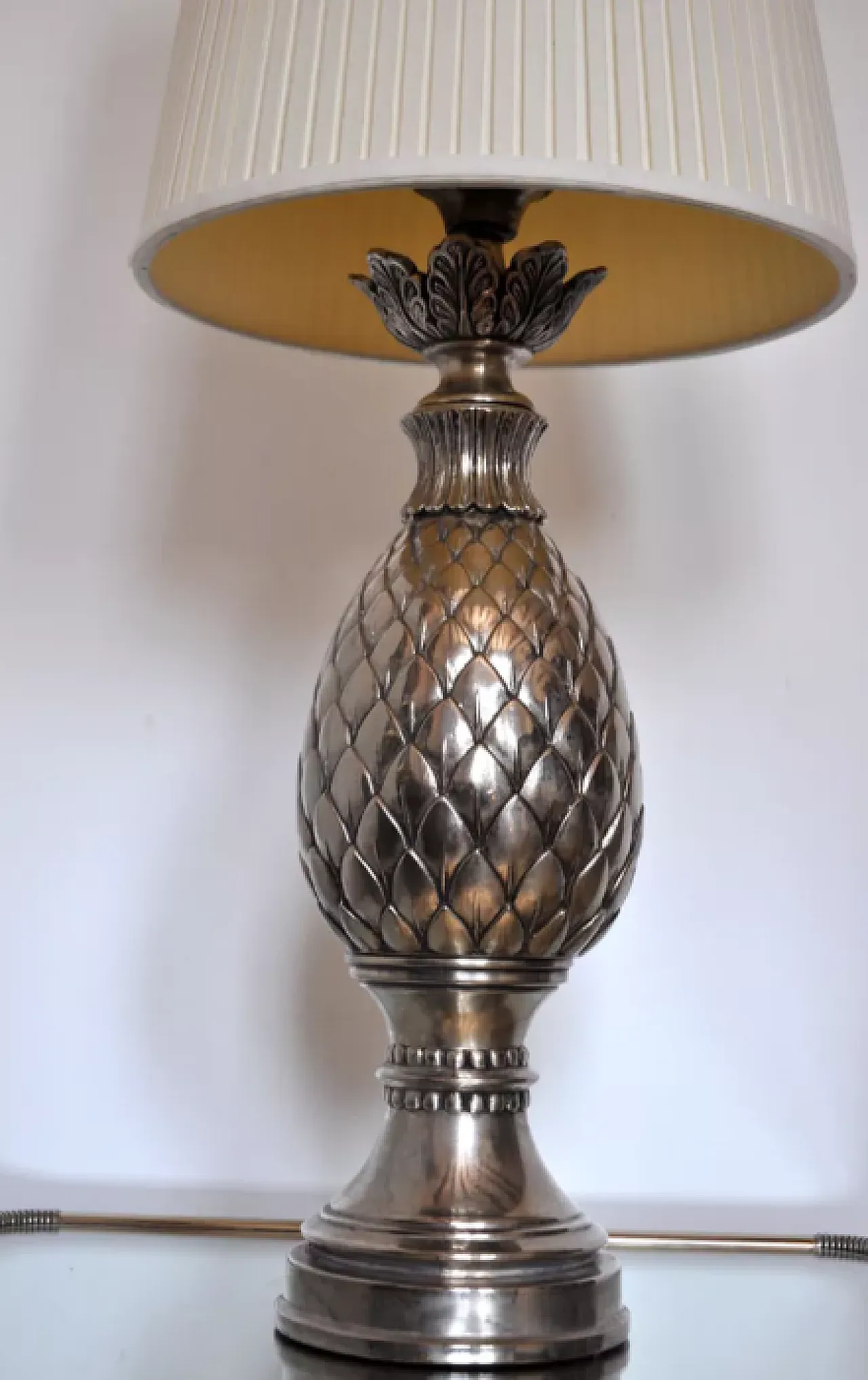 Pineapple table lamp, 1970s 5