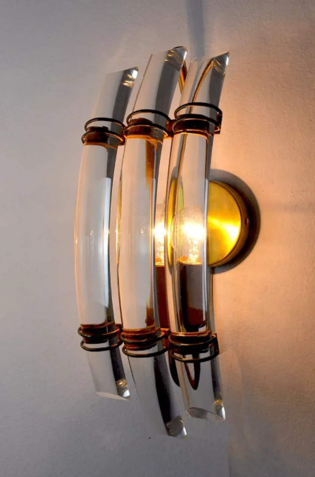 Single wall lamp in glass and metal by Venini, 1970s 5