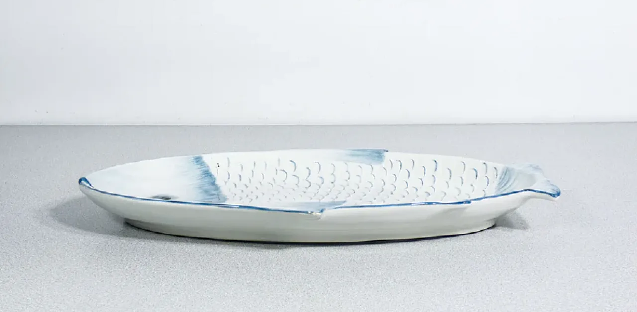 7 Ceramic fish-shaped plates by F.lli Mannella, late 20th century 3