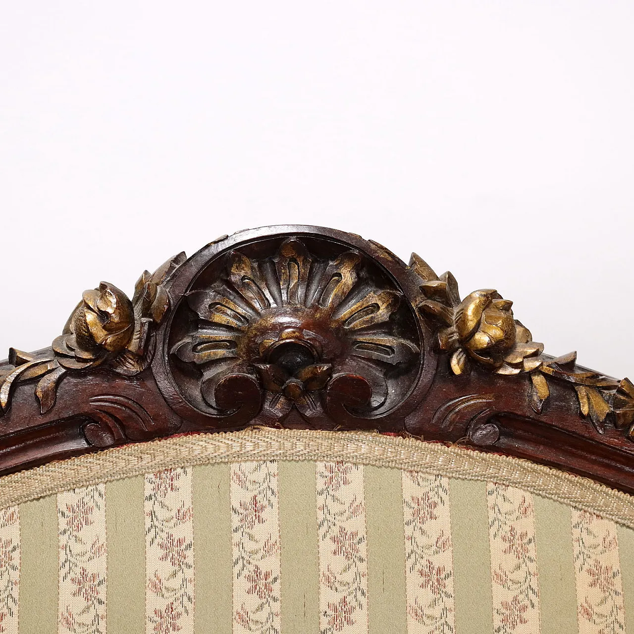 Baroque style sofa in carved walnut, 20th century 3