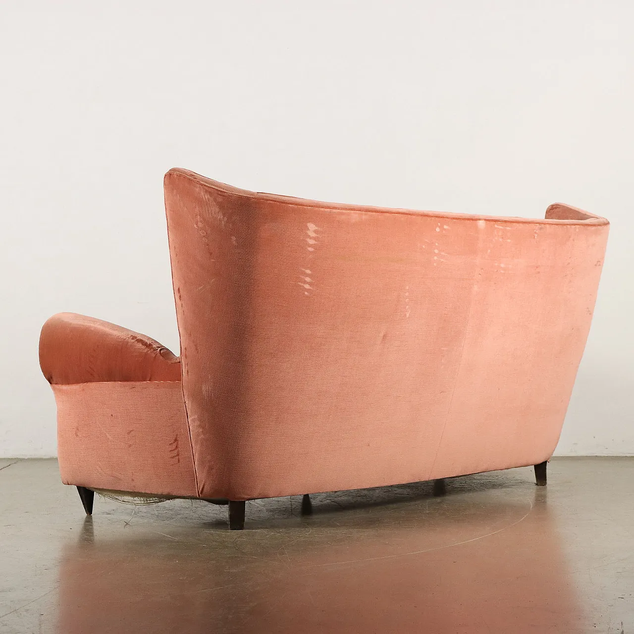 3-Seater sofa with pink velvet upholstery, 1950s 9