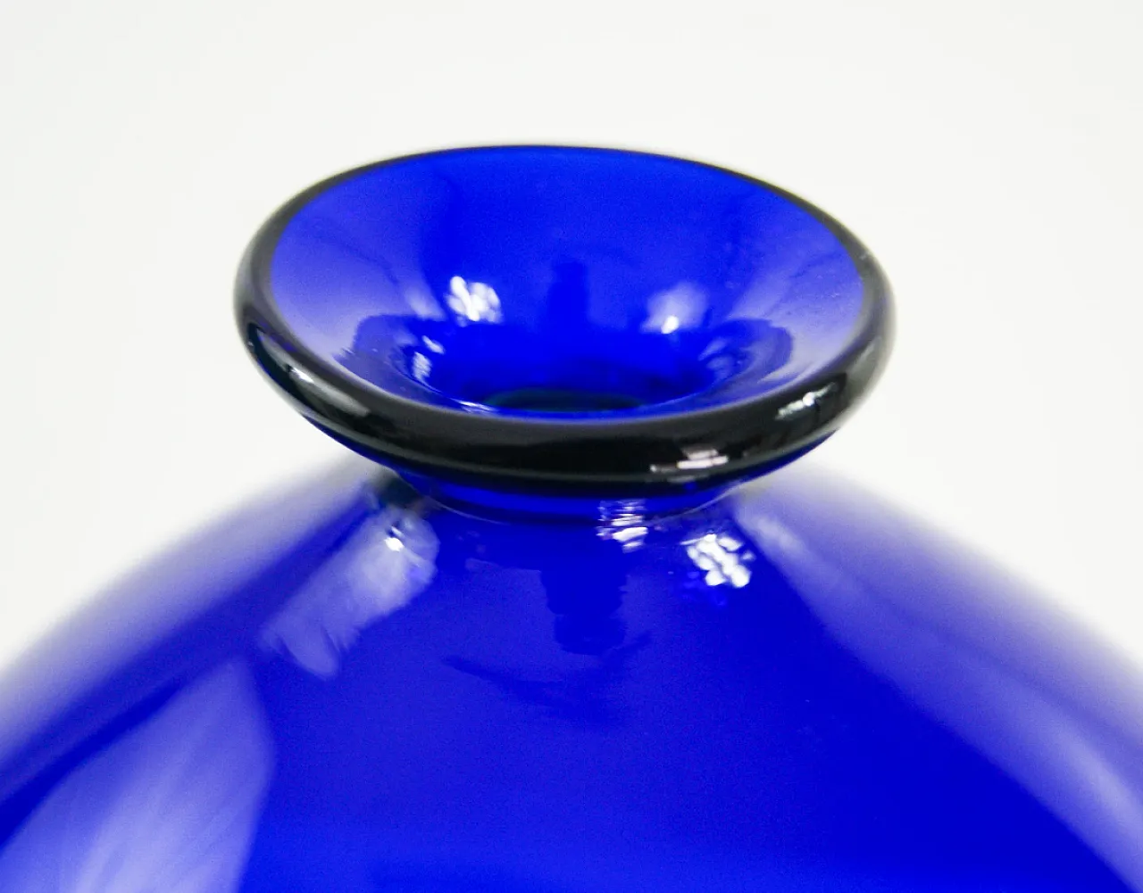 Blue Murano glass vase by Albarelli for Cenedese, 1970s 2