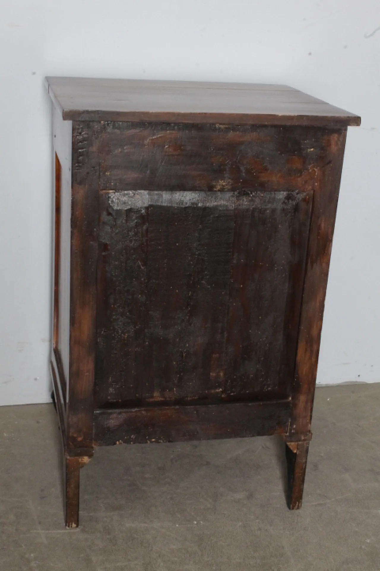 Sienese sideboard Louis XVI in solid walnut, late 18th century 8