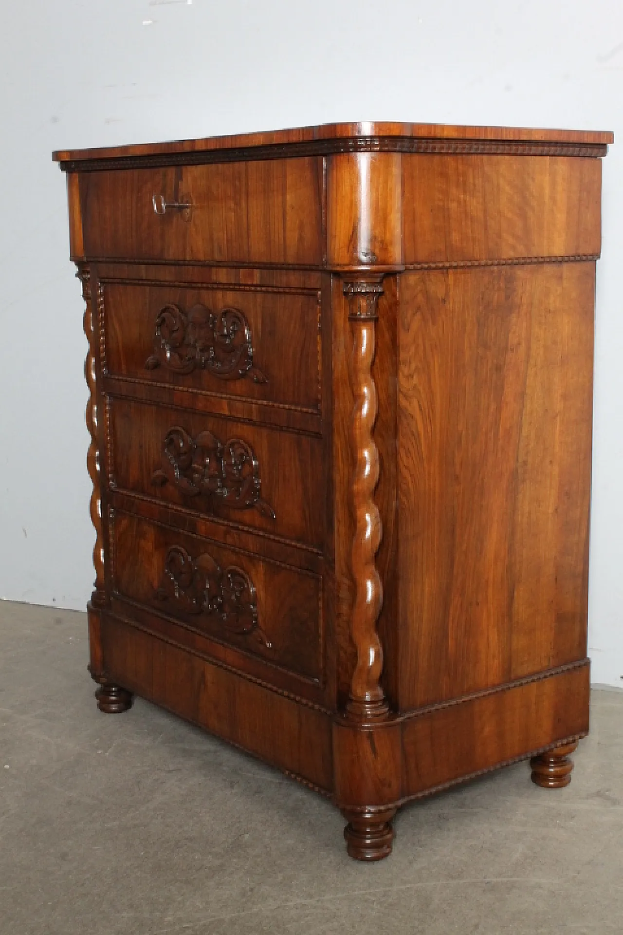 Antique Tuscan chest of drawers from the 19th century, 3 drawers with flap. L.F 18