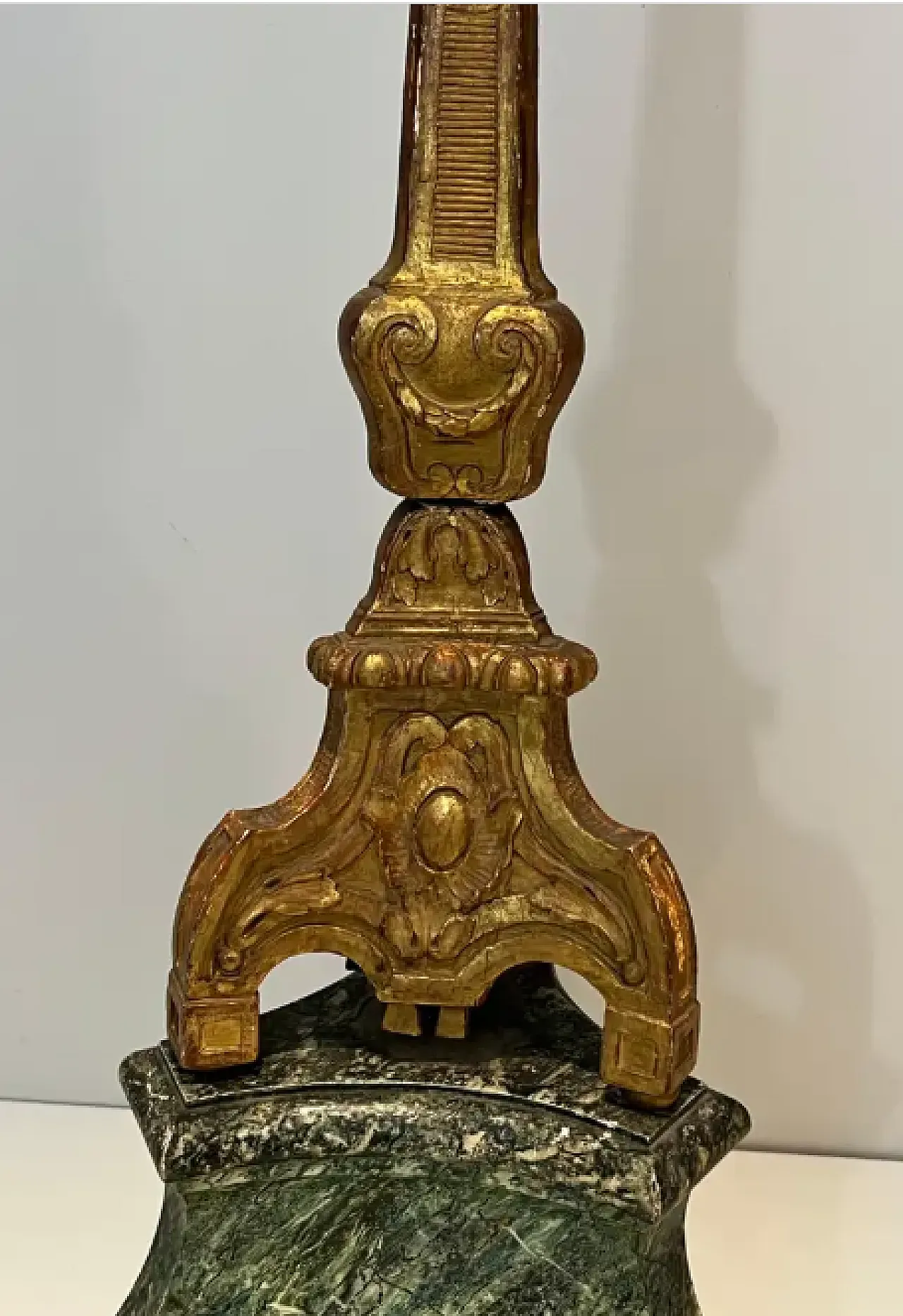 Carved and gilded wooden candelabrum on patinated base, 20th century 6