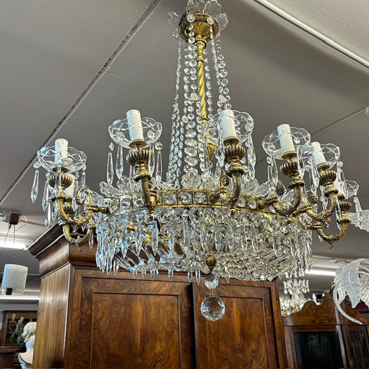 Gilded bronze and crystal chandelier, early 20th century 1