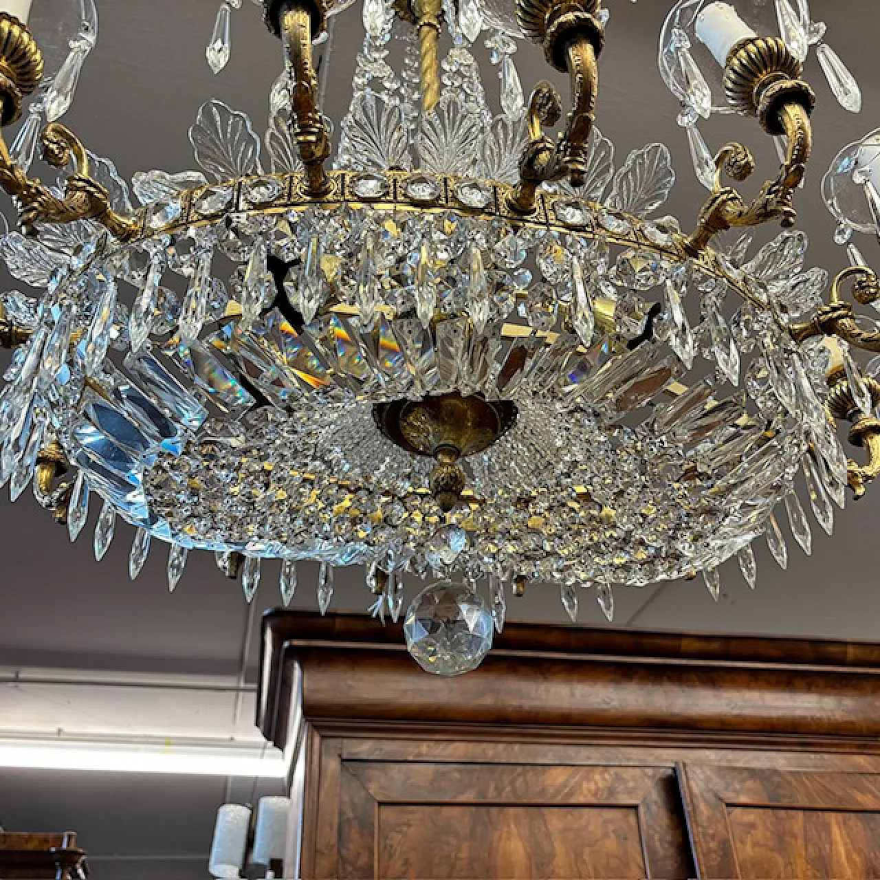 Gilded bronze and crystal chandelier, early 20th century 5