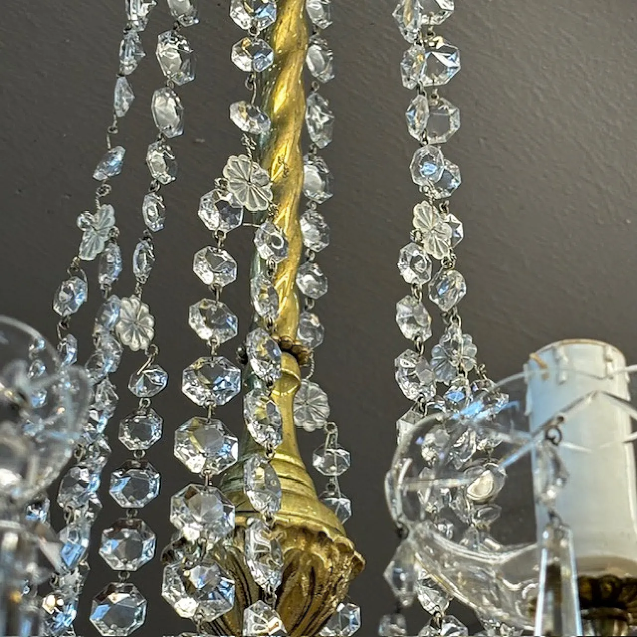 Gilded bronze and crystal chandelier, early 20th century 7