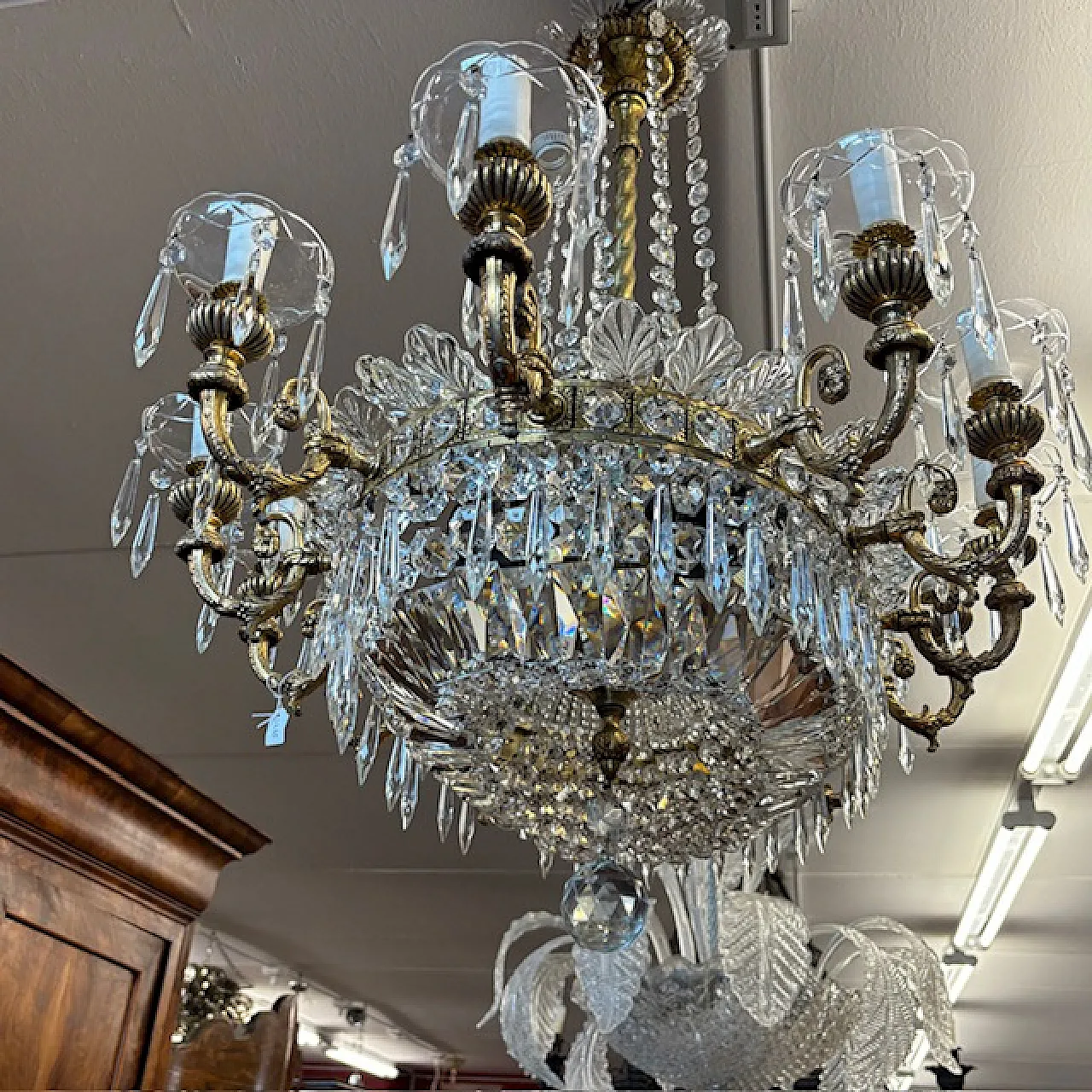 Gilded bronze and crystal chandelier, early 20th century 16