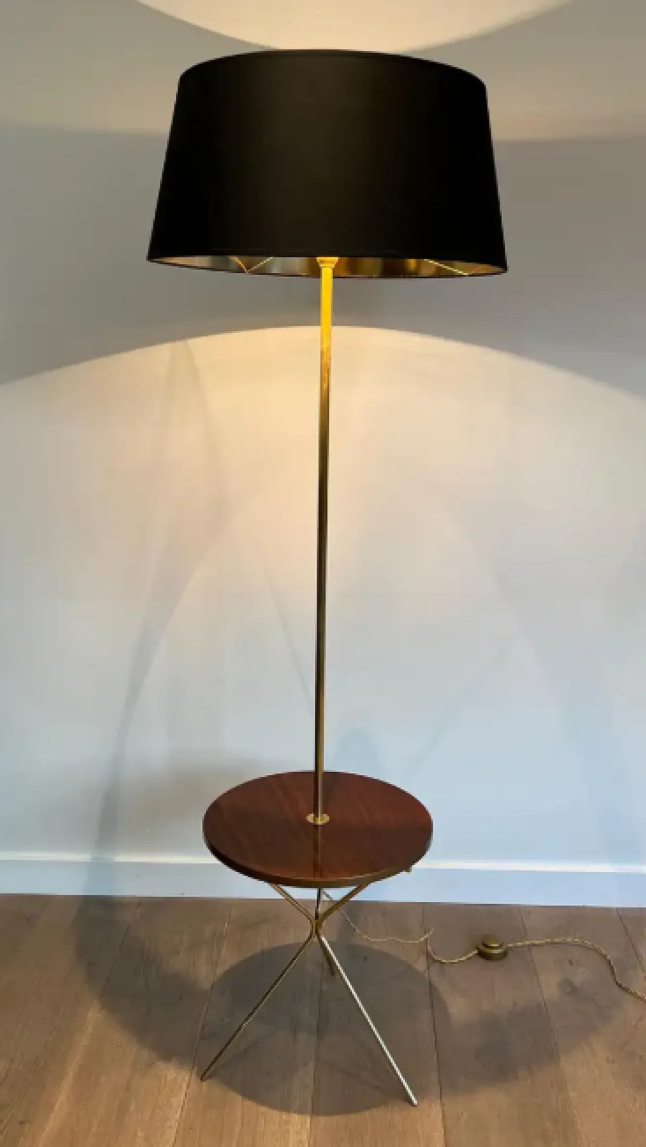 Brass and wood floor lamp by Maison Jansen, 1940s 2