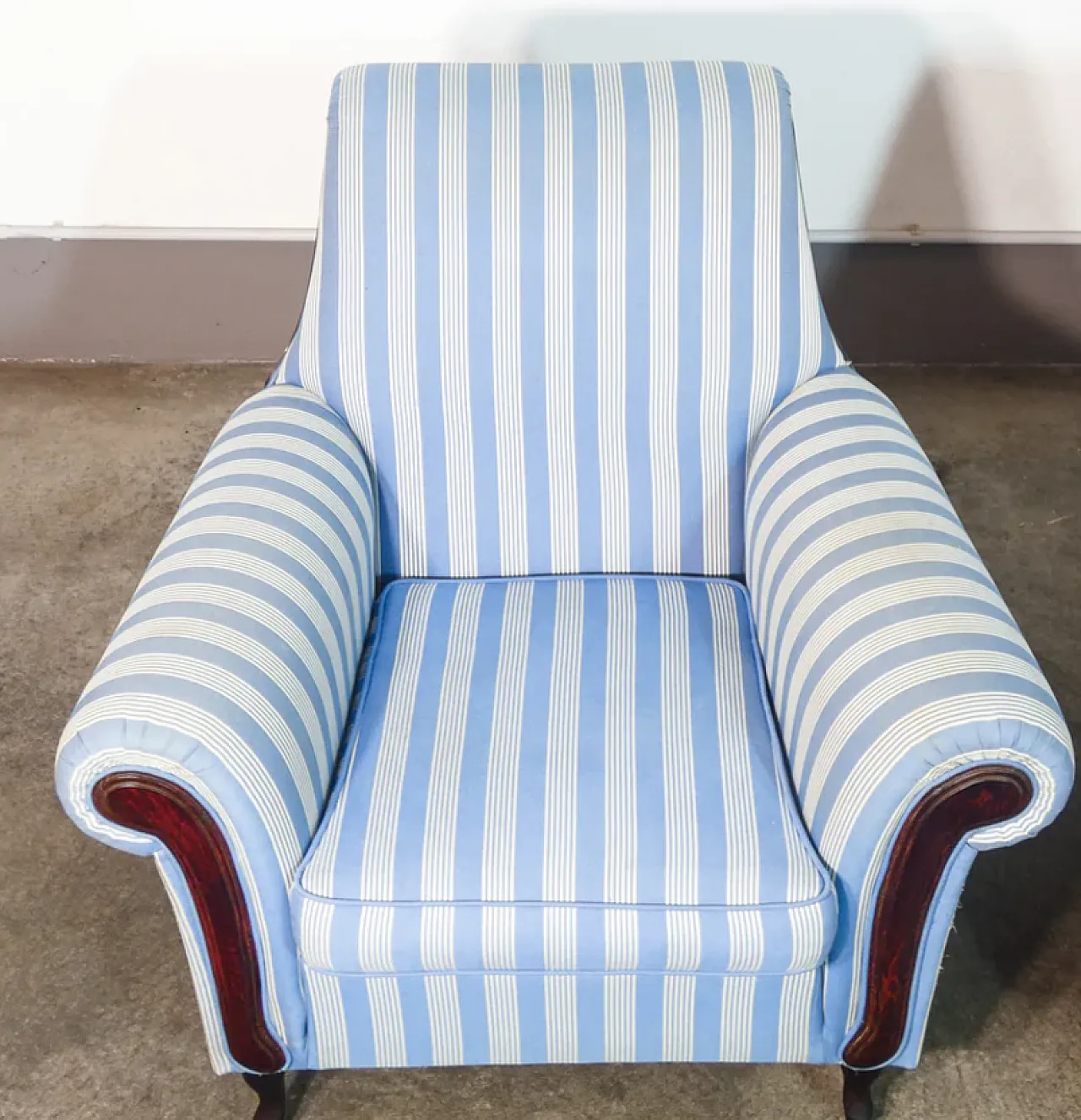 Pair of armchairs in wood and fabric, 1930s 4