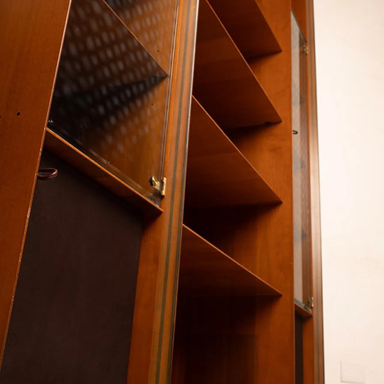 Pair of Artona bookcases by Afra and Tobia Scarpa for Maxalto, 1970s 8