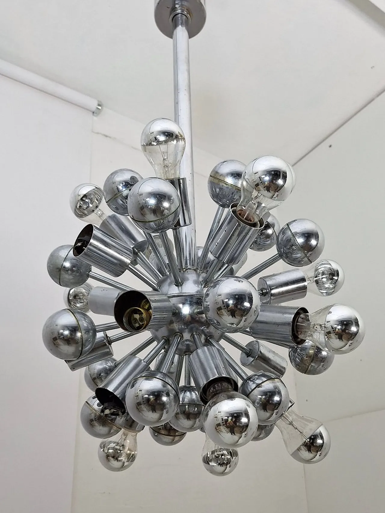 Lampada Sputnik in acciaio cromato, anni '70 4