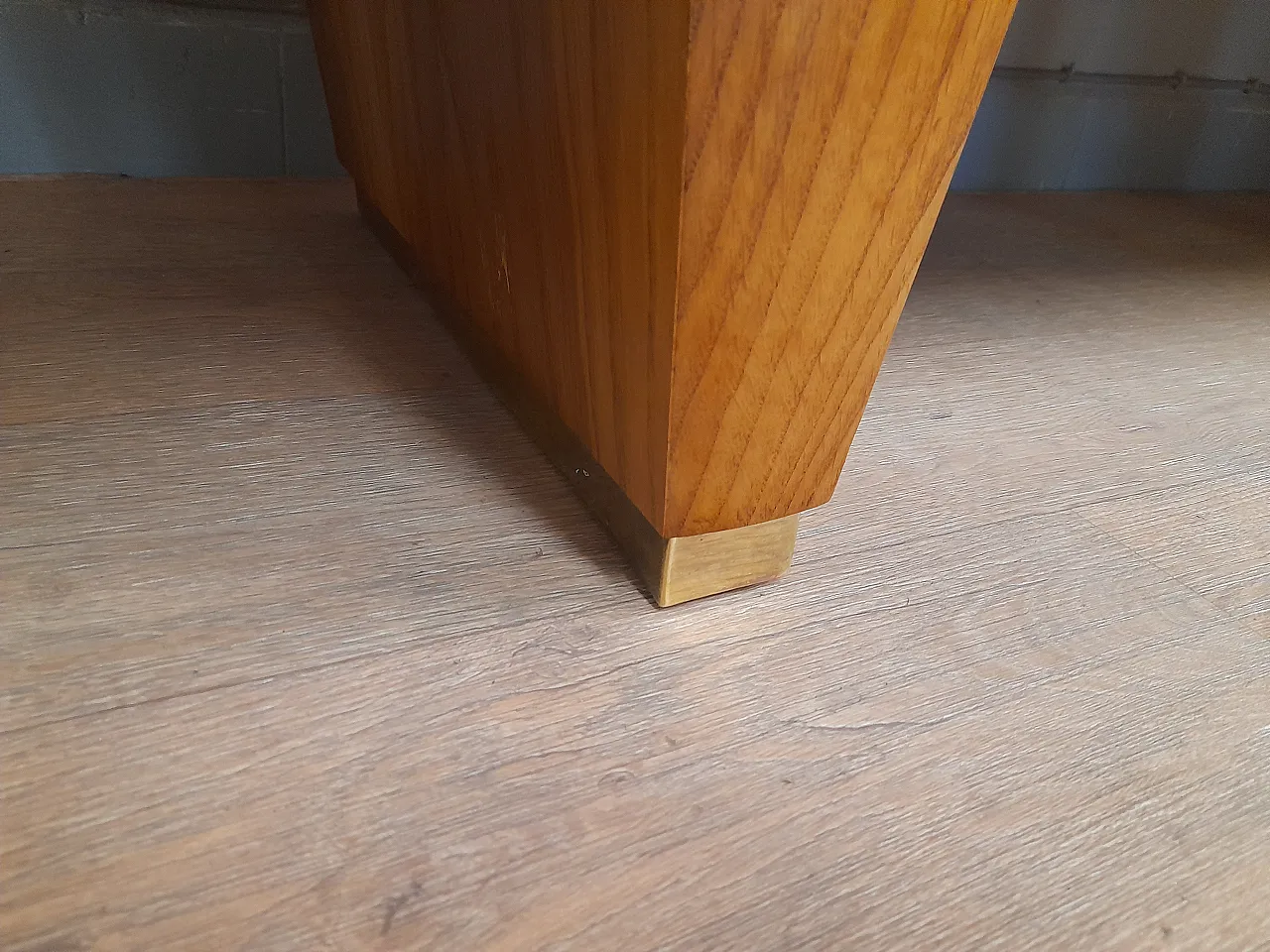 Art deco sideboardin blocnde oak, 1940s 10