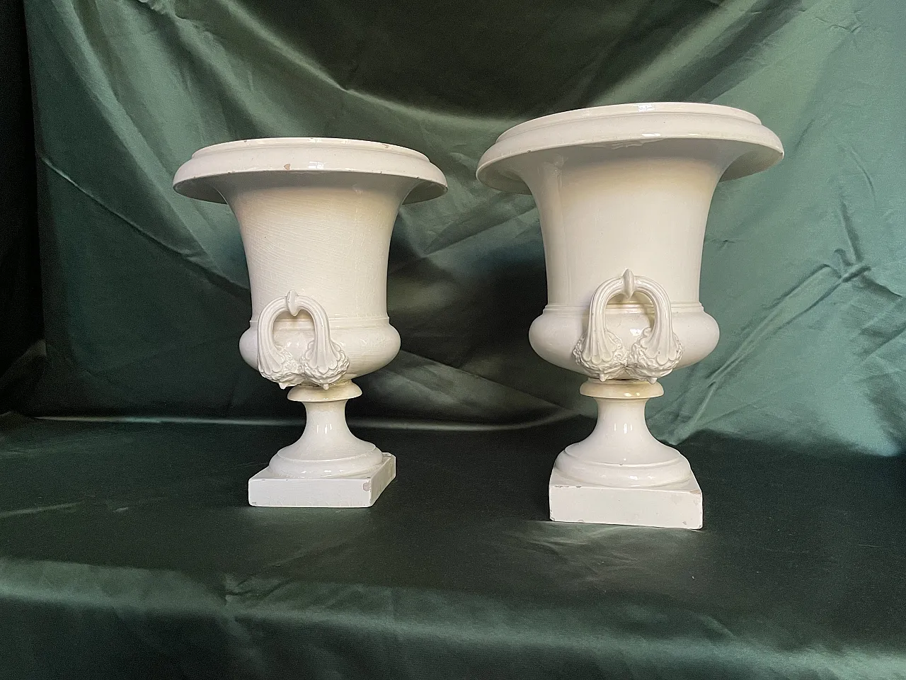 Pair of white ceramic vases made by Giustiniani, first half 19th c. 3