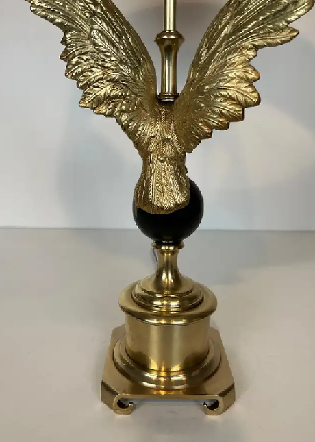 Royal eagle bronze table lamp in the style of Maison Charles, 1970s 7