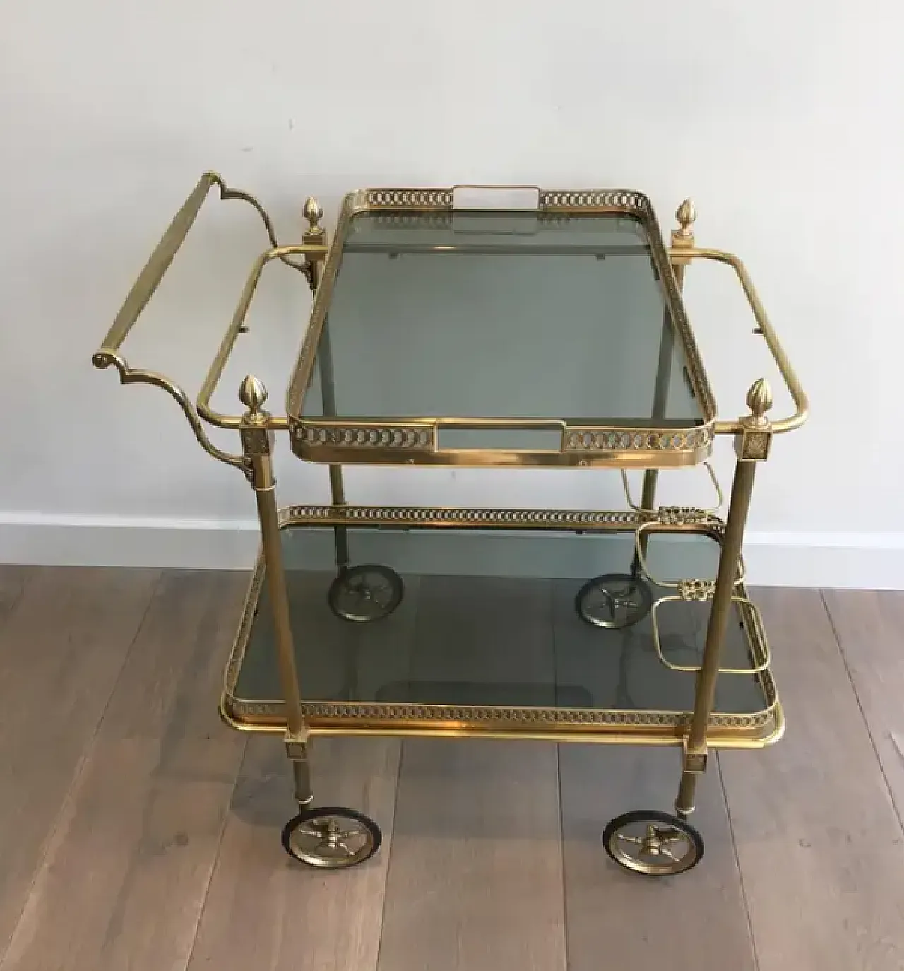 Brass drinks trolley with glass shelves, 1940s 4