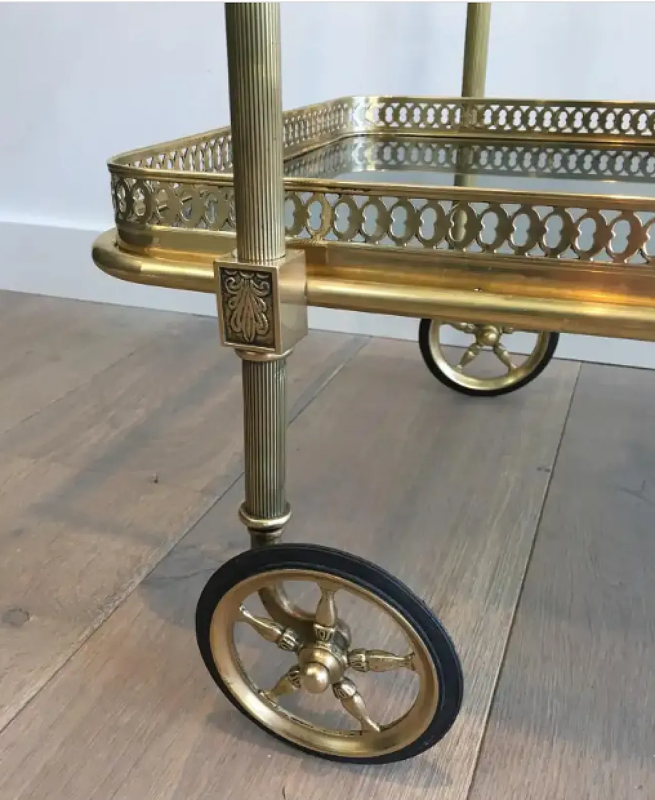 Brass drinks trolley with glass shelves, 1940s 8