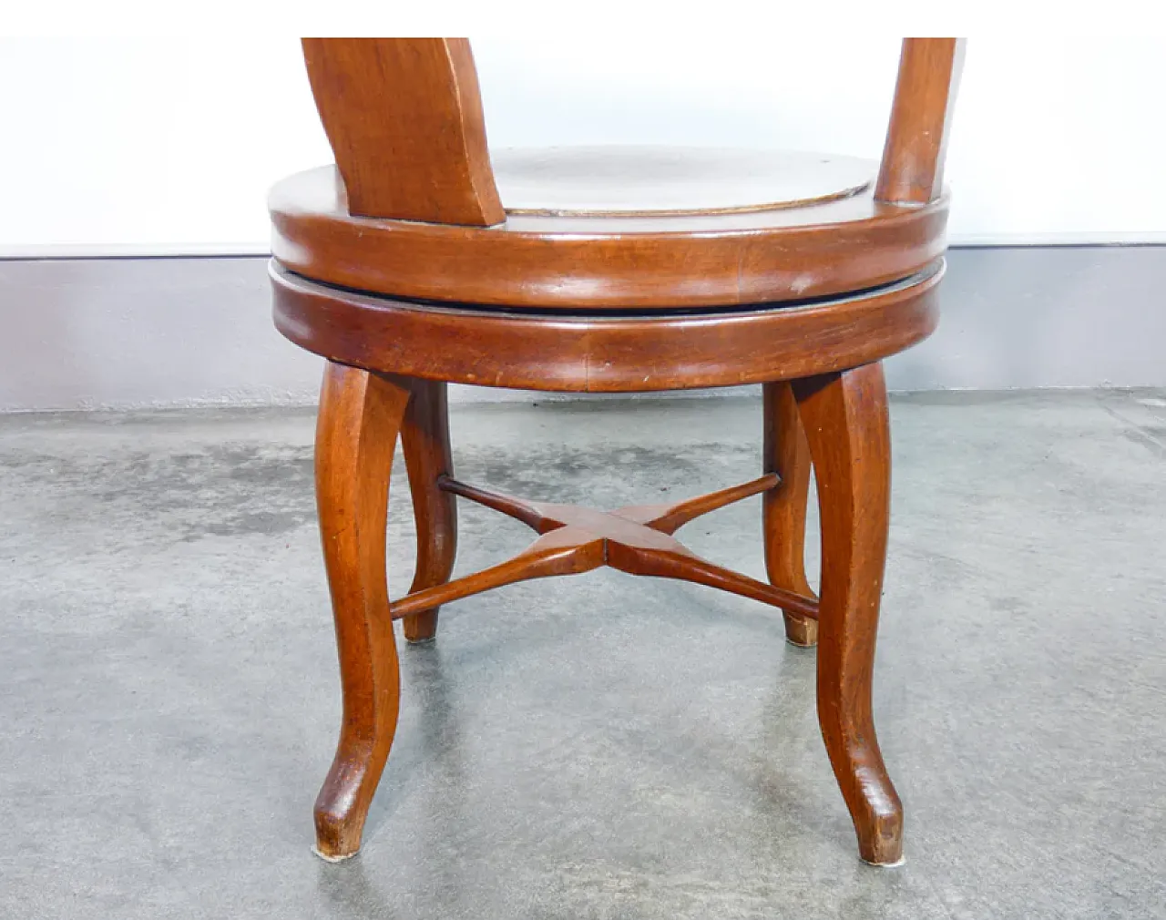 Solid walnut swivel barber's armchair, early 20th century 4